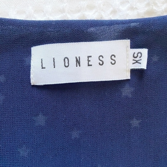 LIONESS NAVY WHITE STAR PRINT FRONT TIE LONG SLEEVE CHIFFON RUFFLE ROMPER - XS - Picture 7 of 11